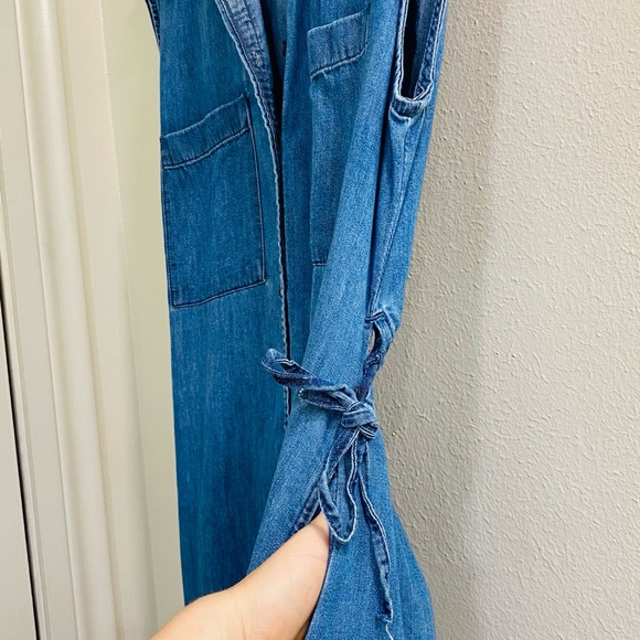 GAP Light Blue Denim Shirt Dress - Sleeveless Button Front - Picture 6 of 8